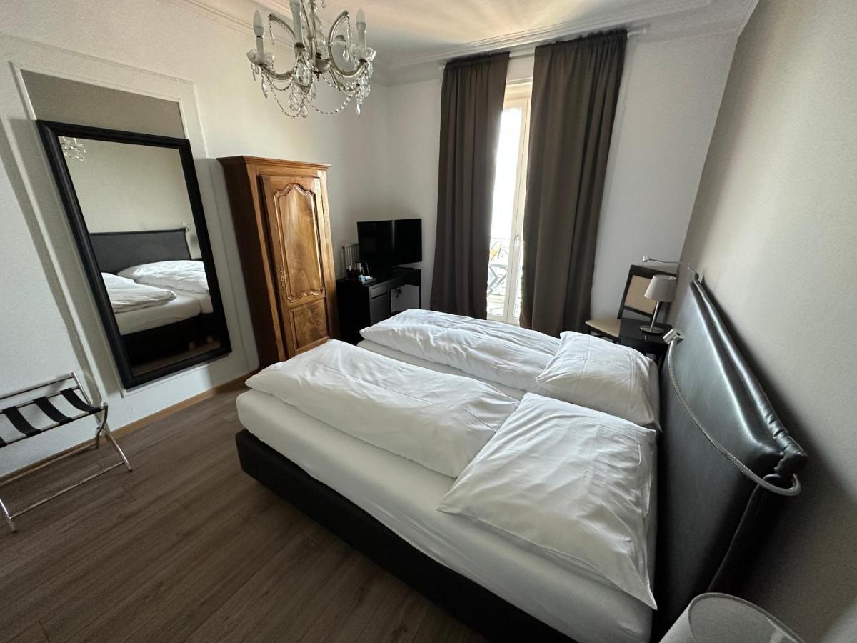 Hotel Splendid มงเทรอซ์ ภายนอก รูปภาพ