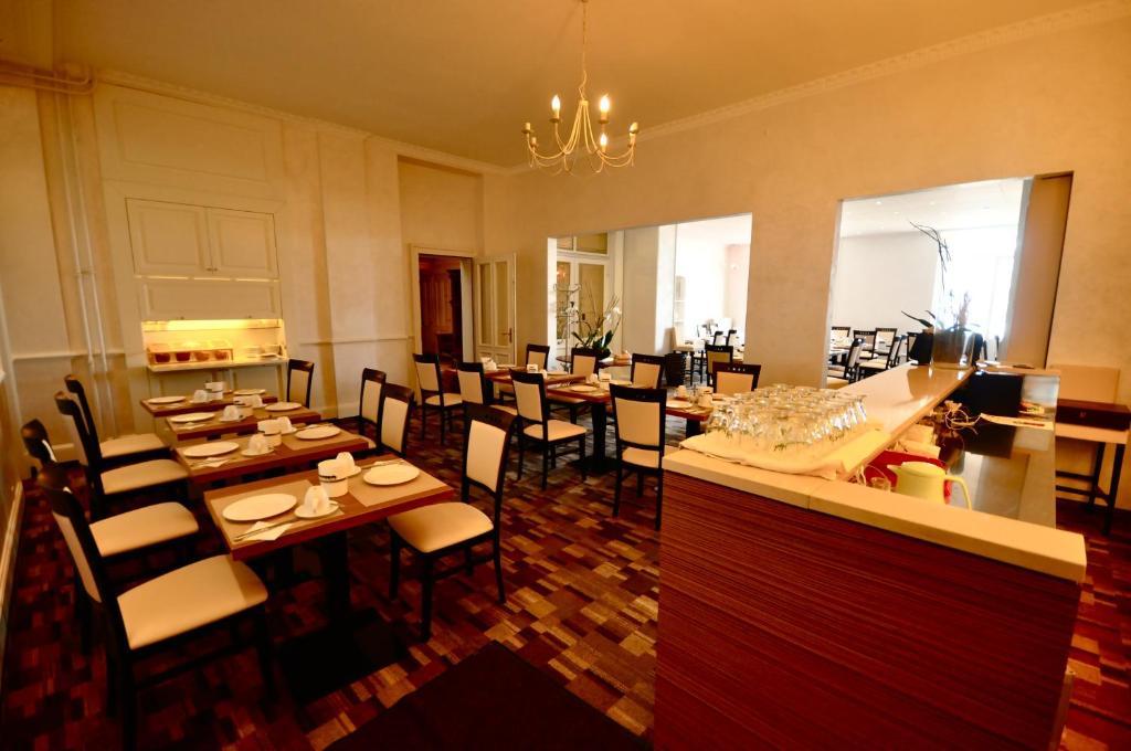 Hotel Splendid มงเทรอซ์ ภายนอก รูปภาพ