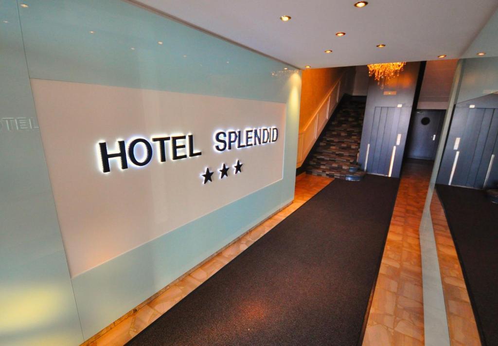 Hotel Splendid มงเทรอซ์ ภายนอก รูปภาพ